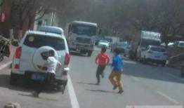 爆料马路要钱大叔视频,揭秘城市道路收费之谜