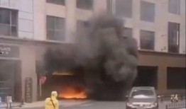 西安楼顶爆料事件视频曝光,揭秘惊人真相