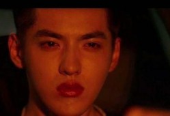 娱乐圈吃瓜爆料第一人是谁,揭秘“瓜王”背后的传奇故事