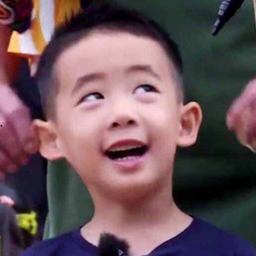 娱乐吃瓜君四字弟弟